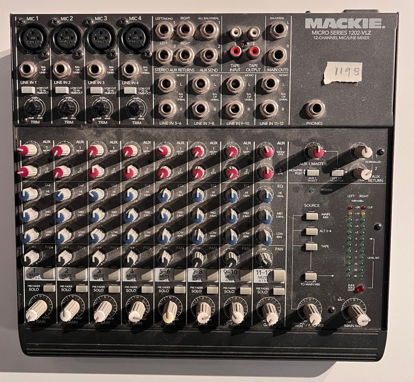 Mackie Micro Series 1202-VLZ – 12-channel mic/line mixer